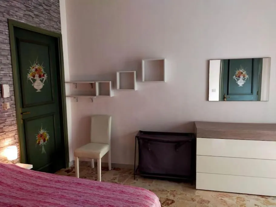 דירות שאקה Casa Il Cortiletto